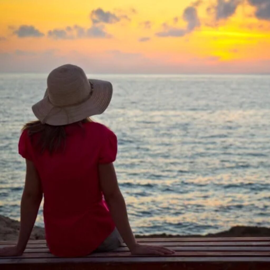 As crises são momentos oportunos para refletir sobre a vida e a espiritualidade-Espiritualidade-transformacao-caminho-da-cura-meditacao-horrizonte-agua.jpg