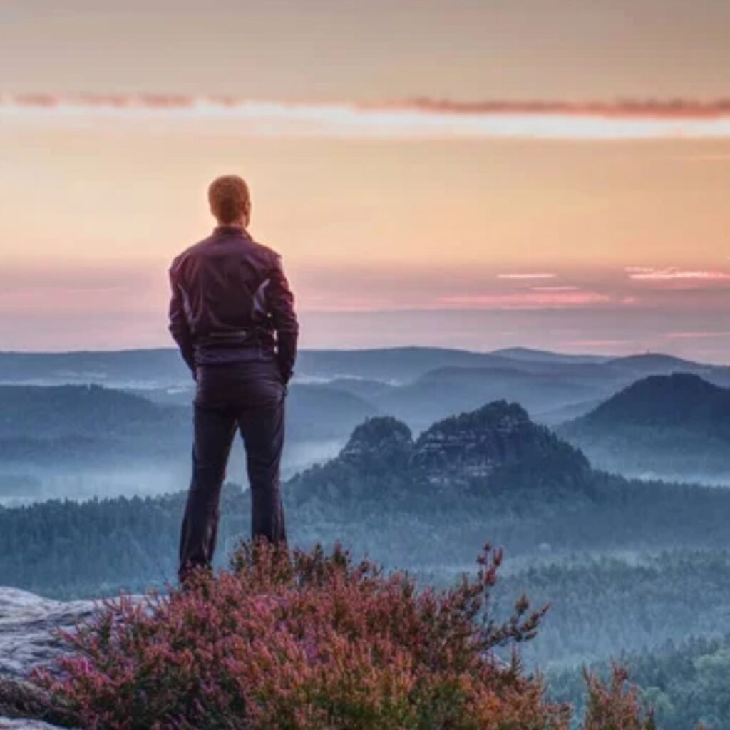 A terapia nos ajuda a buscar a cura e a libertação das feridas do passado-Psicoterapia-desenvolvimento-pessoal-ajuda-a-lidar-com-as-emoçoes-terapia-novo-horizonte.jpg