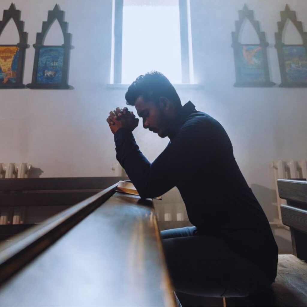 Muita-gente-confunde-fé-com-suportar-em-silêncio-as-dores-transformação-cura-criança-interior-coração-amor