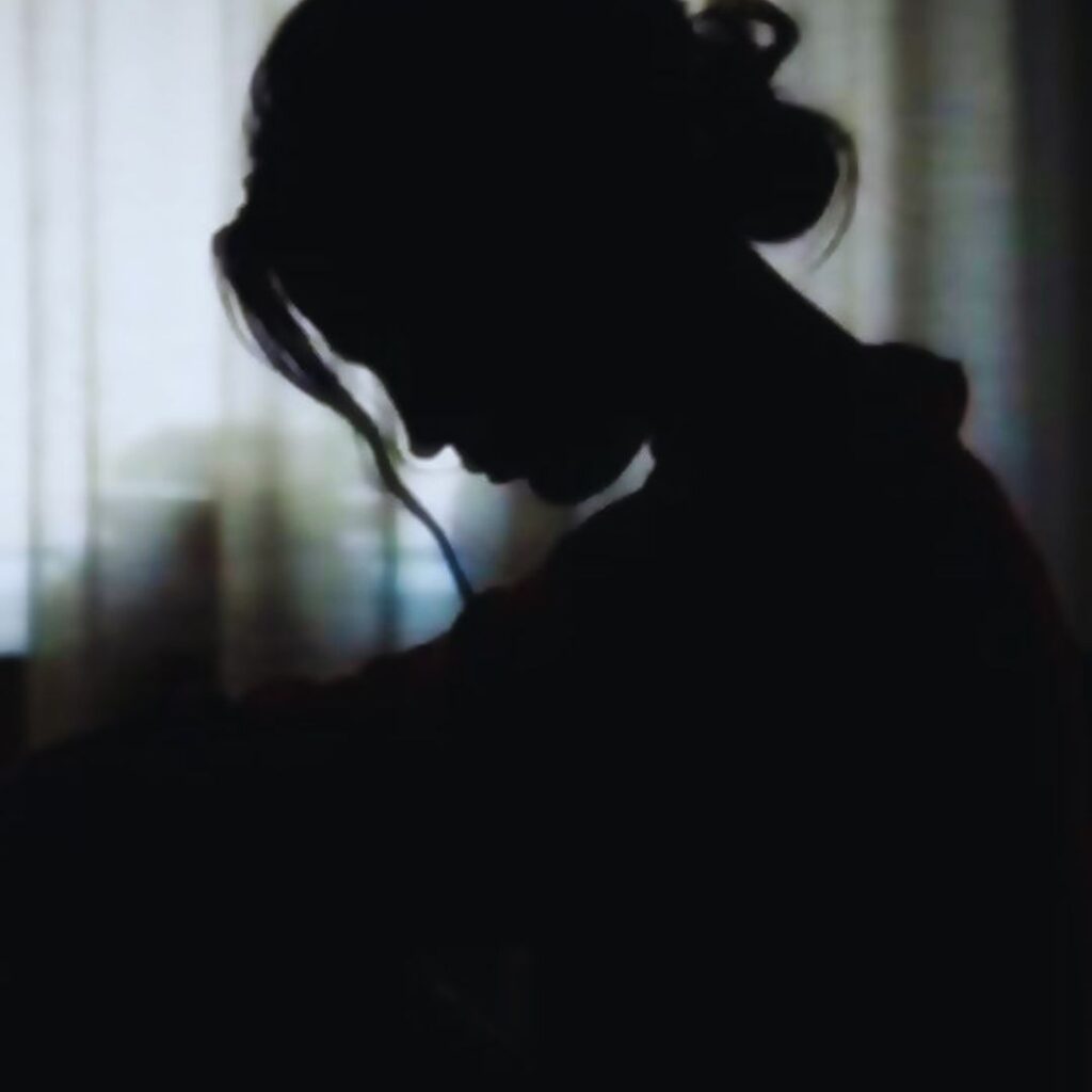 Dor-de-não-ser-visto-gera-sensação-ser-invisível-sem-importância-transformação-mudança-cura-fé-oração-coração