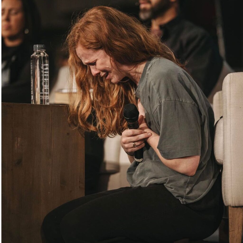 Depressão-doença-não-fraqueza-espiirtual-transformação-cura-criança-interior-mudança-acolhida-aceitação-perdão-autocompaixão-ressignificação-mudança-coração-fé-oração