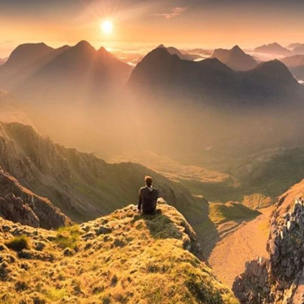 Sair-automático-assumir-controle-própria-vida-transformação-cura-criança-interior-mudança-acolhida-aceitação-perdão-autocompaixão-ressignficação-mudança-coração-fé-oração