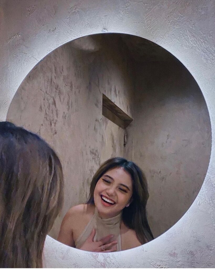 Tudo-começa-dentro-transformação-cura-criança-interior-mudança-acolhida-aceitação-perdão-autocompaixão-ressignificação-mudança-coração-fé-oração